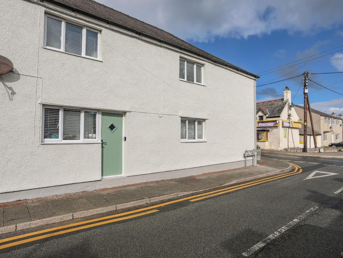 Apartamento Y Goedwig Llanfairpwllgwyngyll Exterior foto